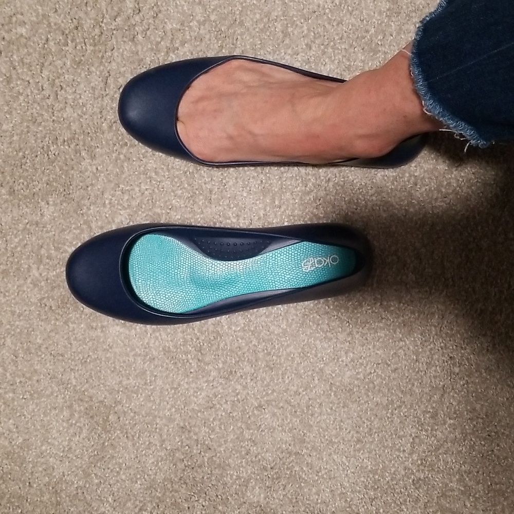 Oka B flats.  Blue size 9